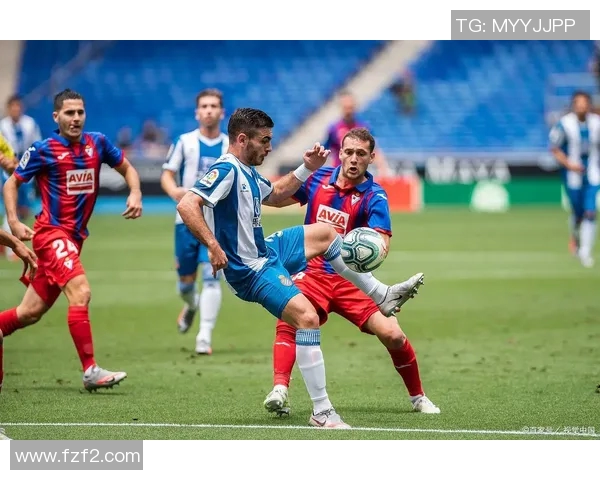 埃瓦尔与格拉纳达激战正酣比分走势引人关注