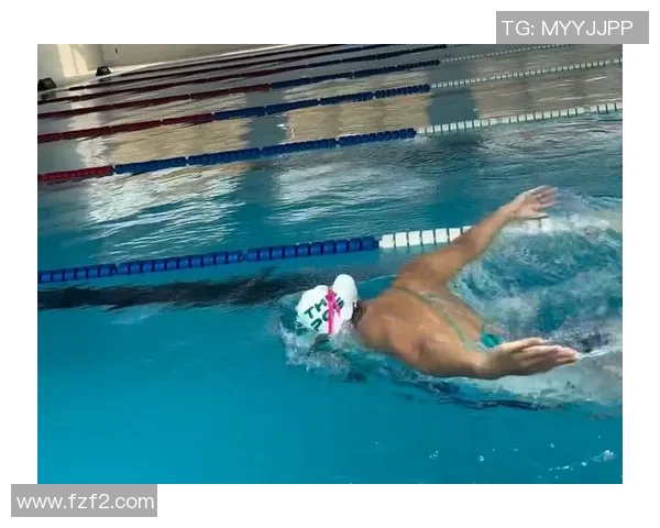 蝶泳技术解析与训练方法探索提升运动表现的科学路径 蝶泳技术解析与训练方法探索提升运动表现的科学路径